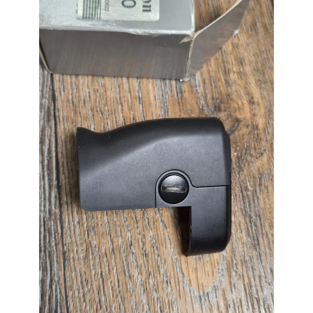 Canon GR20 Hand Grip for EOS 100 Elan Film Camera Accessory CZ6-0823 Black